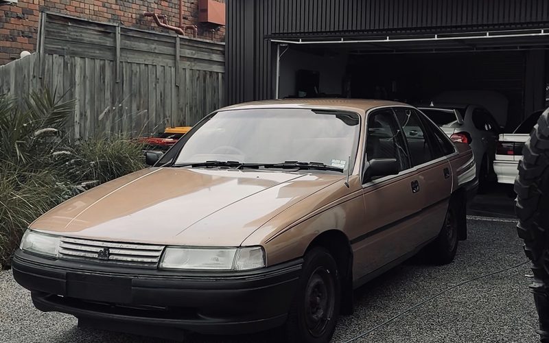 VN Commodore paint correction Melbourne